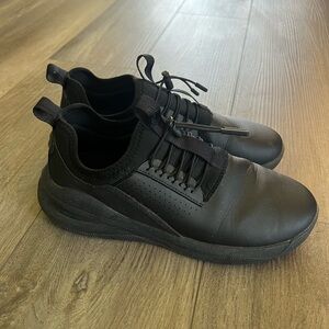 Women’s Clove Classic Core Shoes